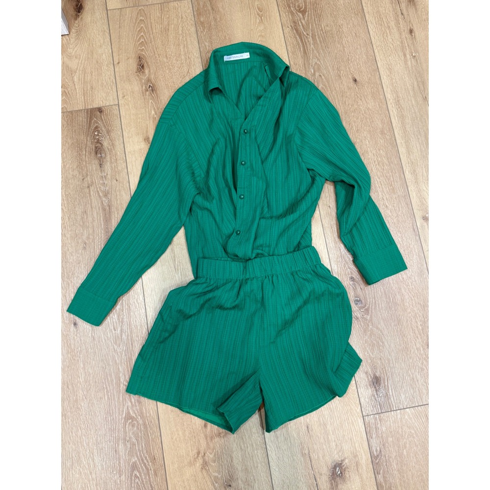 NWOT!Miss Sparkling Green 2 Piece Set Button Down‎ Shirt and Shorts Small